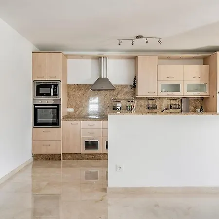 Next To Hard Rock Апартаменты