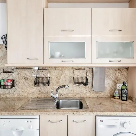 Apartment Next To Hard Rock *