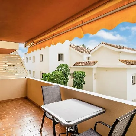 Next To Hard Rock Apartment *